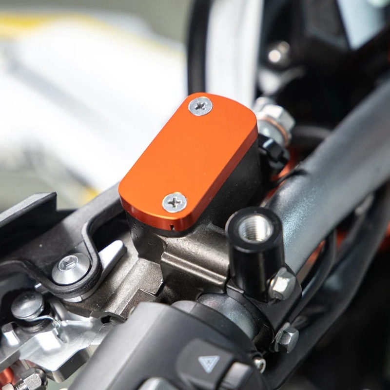 Sur-Ron Ultra Bee Accessories Aluminum Left & Right Brake Fluid Reservoir Cap Sur-Ron Ultra Bee Accessories Aluminum Left & Right Brake Fluid Reservoir Cap
